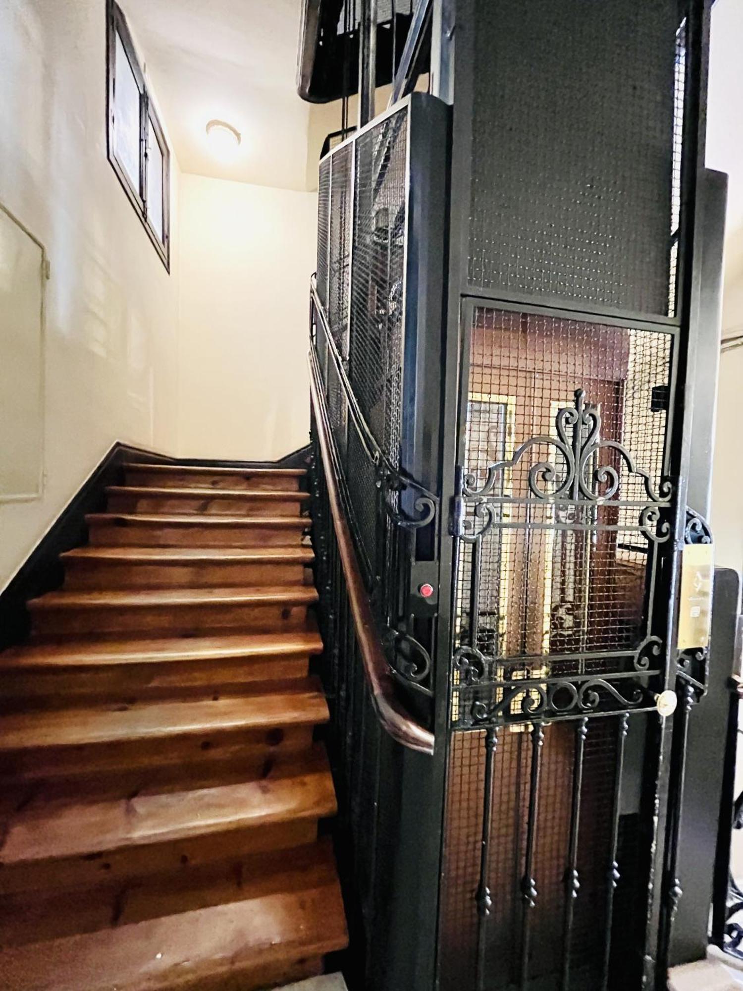 Dplace To Be - Luxury Apartment In Historic Center Madrid Extérieur photo